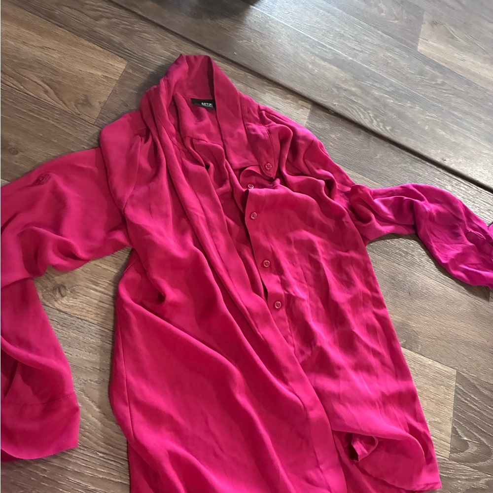 Apt. 9 Bright Fuchsia Button-Up Blouse